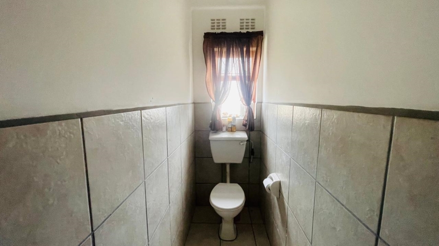 2 Bedroom Property for Sale in Beacon Bay Eastern Cape